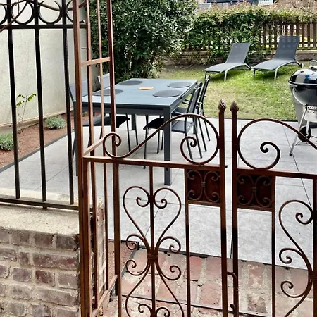 Australe Villa *